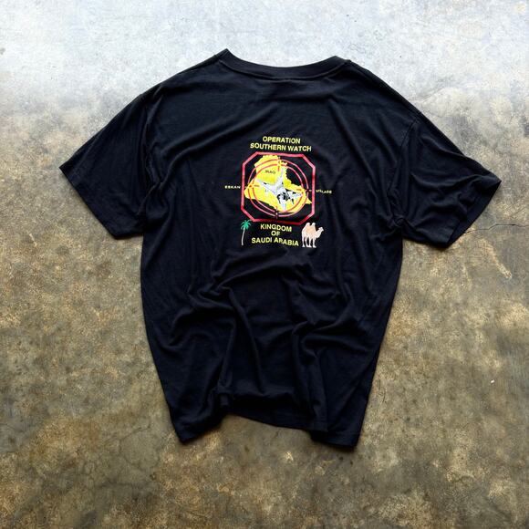 Vintage 90s Desert‎ Storm Military T-shirt - Picture 4 of 4